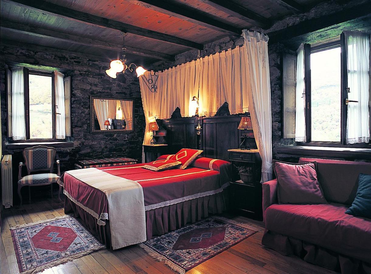 Hotel Casa Ponce à Posada de Rengos Extérieur photo